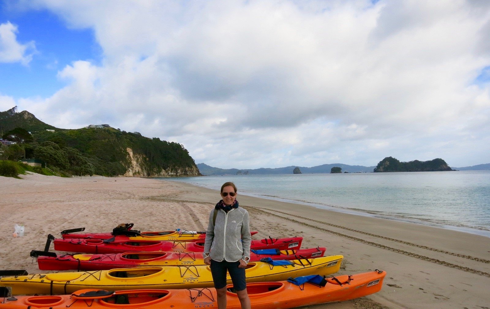 Kayak Tour Cathedral Cove Neuseeland Rundreise Aktivitäten