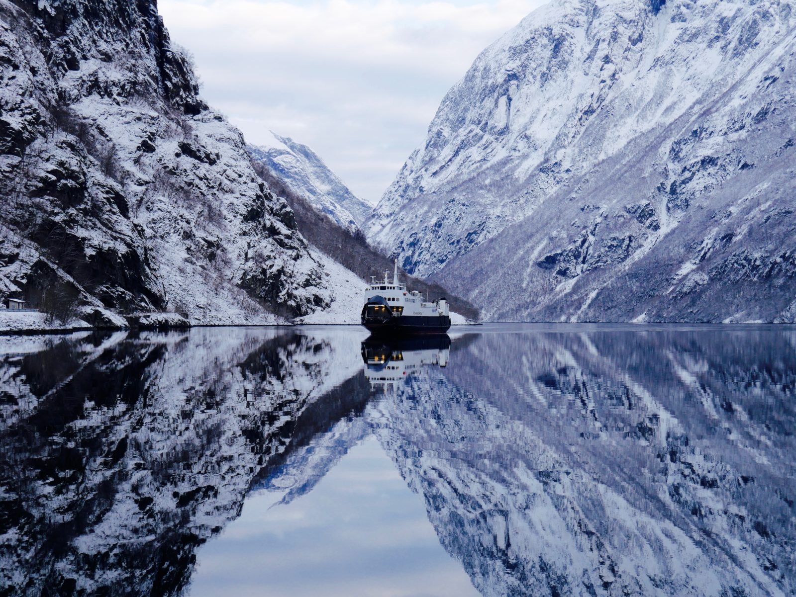 Norway in a nutshell Tour von Bergen durch die Fjorde Norwegens. Reiselife