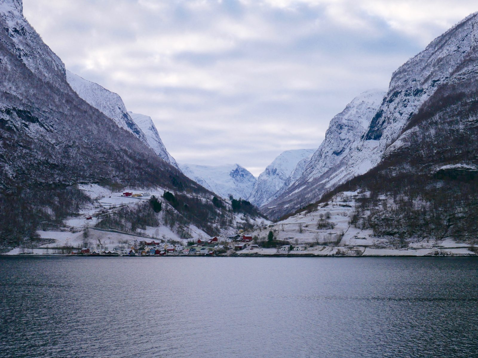 Norway in a nutshell Tour von Bergen durch die Fjorde Norwegens. Reiselife
