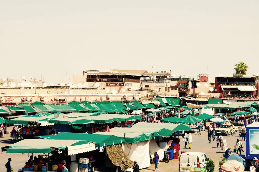 Marrakesch Gauklerplatz Marokko Rundreise gefährlich