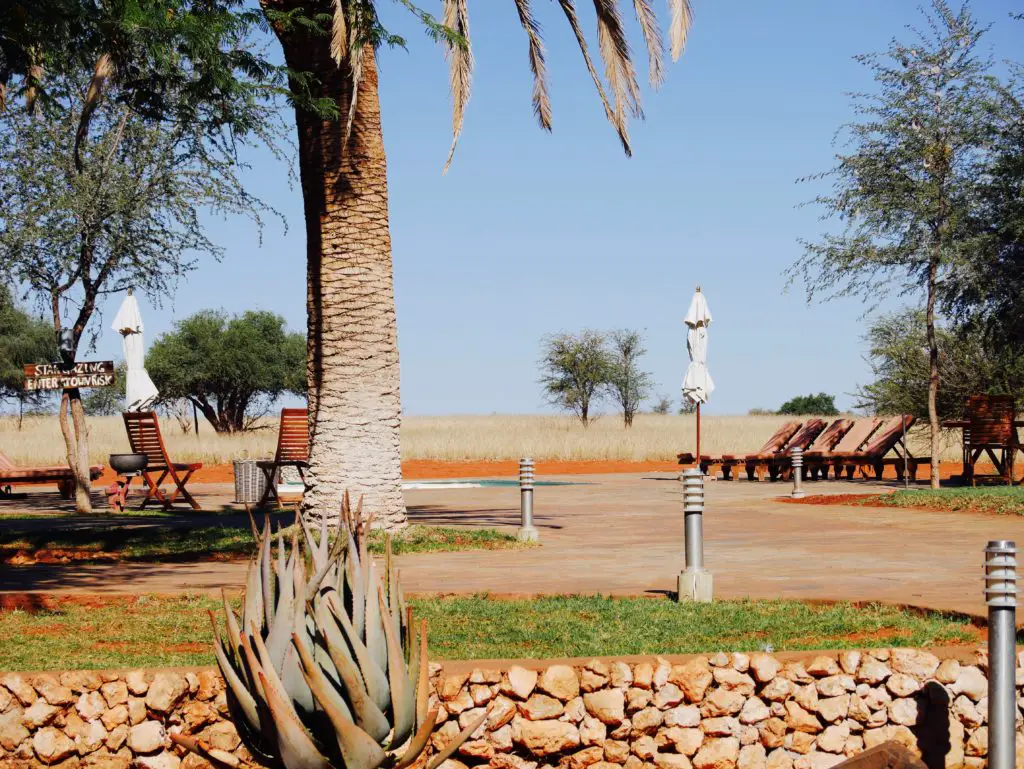 Bagatelle Kalahari Game Ranch: Unsere 3 schönsten Safari Lodges in Namibia
