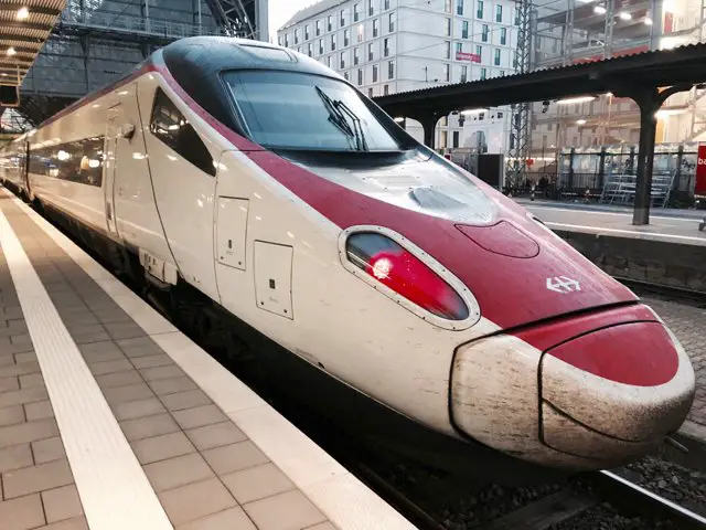 Frankfurt Mailand Zug