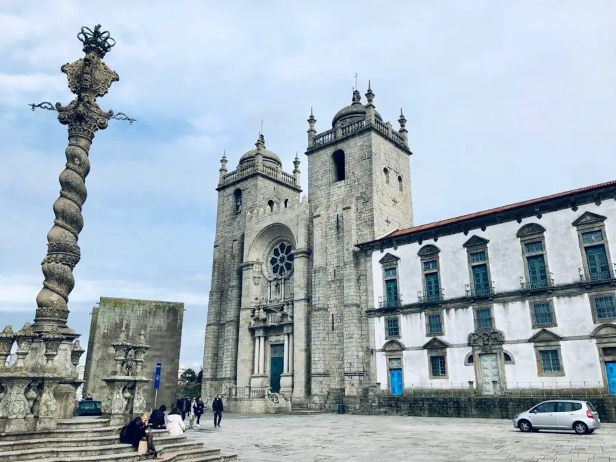 Blick auf die Kathedrale von Porto