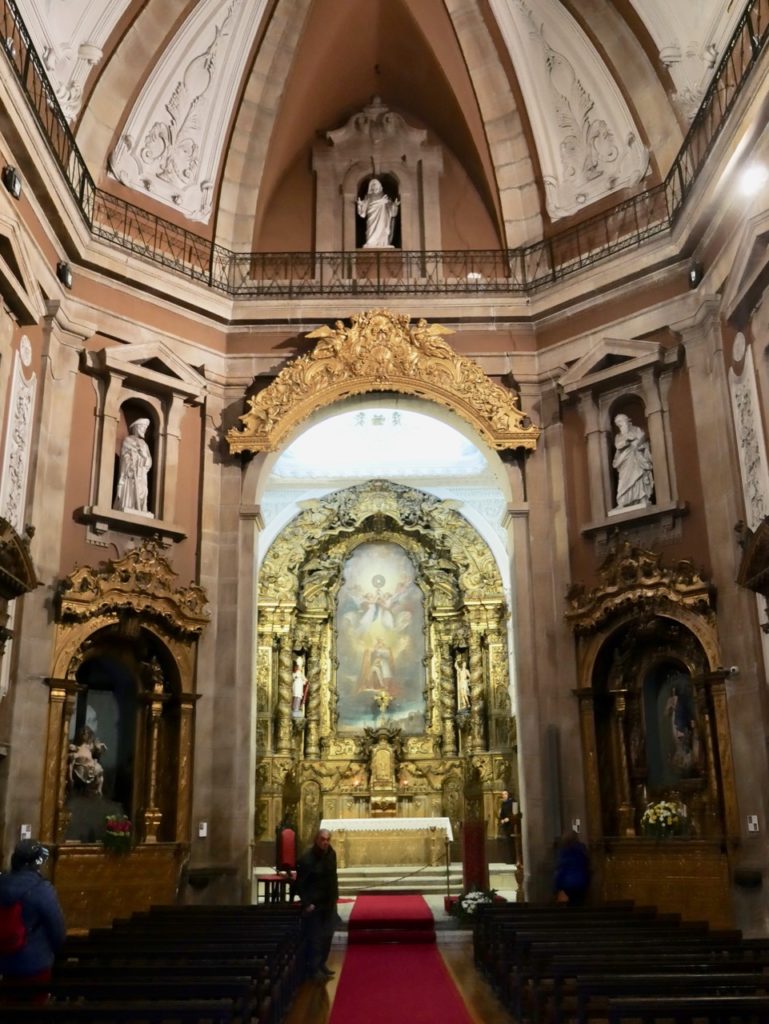 Blick ins Innere der Igreja Santo Ildefonso in Porto
