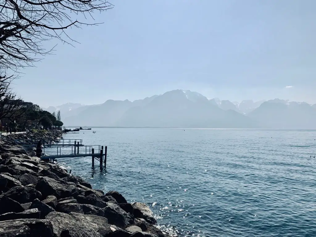 Genfer See in Montreux in der Schweiz
