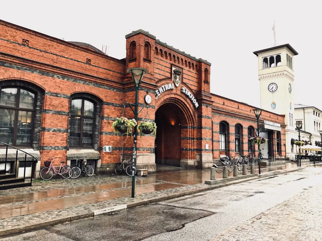 Der Bahnhof in Malmö von außen