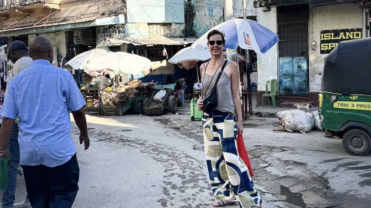 kenia-reise-auf-eigene-faust-planen In den wuseligen Gassen der Altstadt von Mombasa